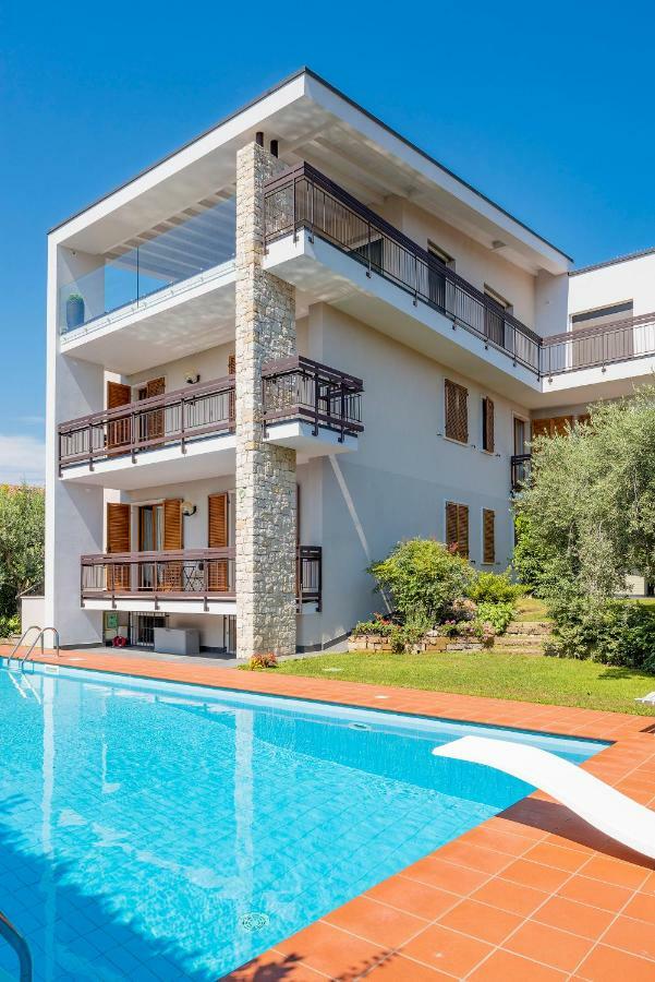 Апартаменты Casa Claire Бардолино Экстерьер фото